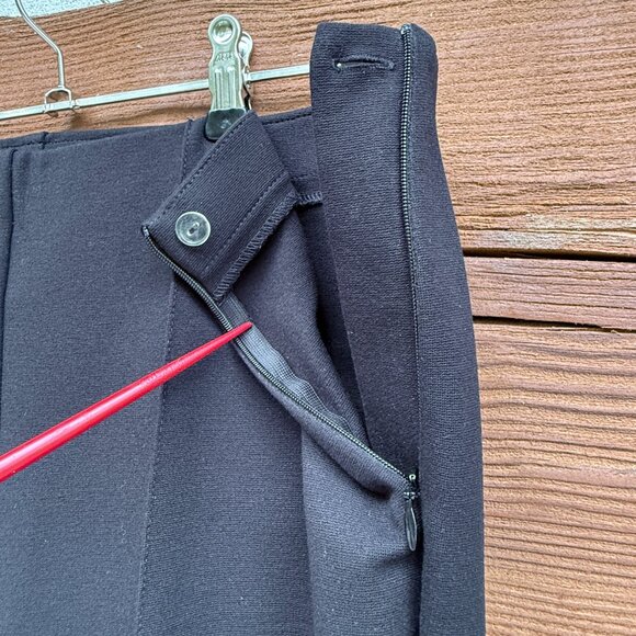 CHICO’S Black Label Ponte Pintuck Wide Leg Pants. Black, Side Zipper Sz 0 US S/4 - Picture 7 of 11